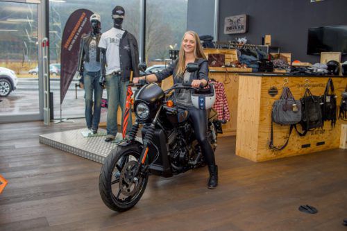 Vielleicht das Highlight der VN-Auktion 2017: eine Harley Davidson Street 750 Vivid Black Deluxe. Foto: VN/Paulitsch