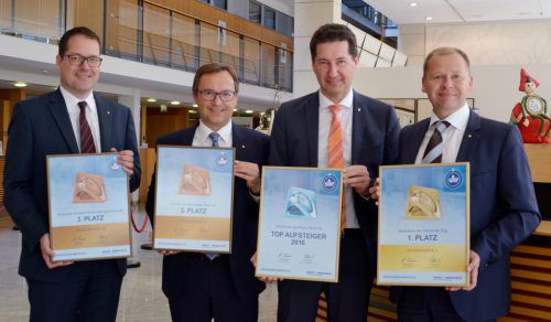 Die Sparkassen-Award-Gewinner: Martin Jäger (Bregenz), Werner Böhler, Harald Giesinger (Dornbirner Sparkasse ), Hermann Bachmann (Egg).