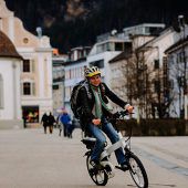 VKW-Ökostrom zahlt hundert Euro zum neuen E-Bike