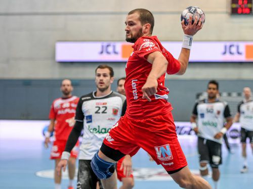 Flügelflitzer Luca Raschle war mit sechs Toren erfolgreichster Werfer der Harder Handballer beim 30:20-Kantersieg über Ferlach.  Foto: gepa