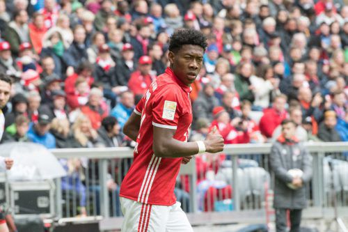 Hinter dem Einsatz von David Alaba heute im deutschen Clásico steht ein großes Fragezeichen. Foto: gepa
