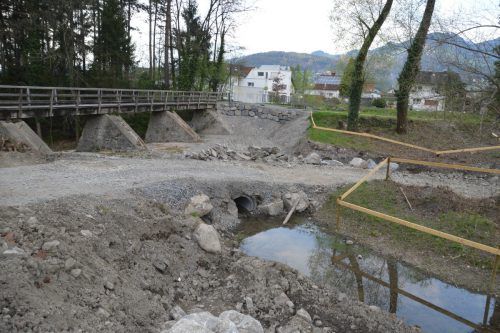 Im Triftgelände wird gebaggert, um die ursprüngliche Geländeforum wiederherzustellen.  Foto: Gemeinde