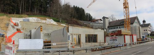 In Doren entstehen eine neue Wohnanlage samt Spar-Markt. Foto: Strauss