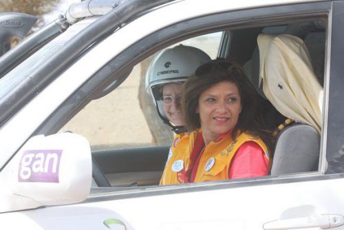 Pilotin Veronika Grabher und Navigatorin Sibylle Klinger bewältigten die Rallye „Aicha des Gazelles“. Foto: Maienga / Rallye Aicha des Gazelles