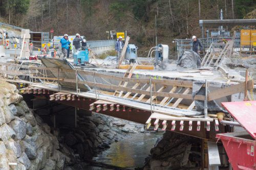Viele Brücken im Land müssen – wie etwa die Höllbrücke im Silbertal – erneuert bzw. saniert werden. Foto: VN/Hofmeister