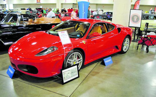 Vier Jahre lang fuhr Donald Trump diesen Ferrari. Foto: ap