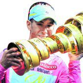 Nibali fährt um Heimsieg