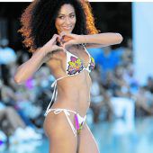 Knapper Bikini