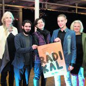 Tanztheater begeistert Gäste bei Premiere