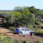 Neuville gewinnt nach einem Herzschlagfinale