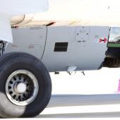 Loch in Triebwerkshülle: Airbus muss notlanden
