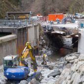Höllbrücke erst im Herbst fertig