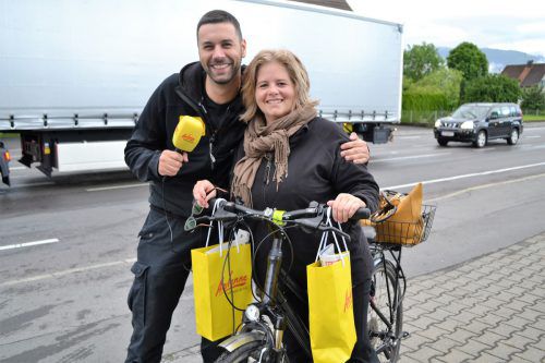 Die Antenne-Crew tourt wieder mit Frühstückssäckle durch das Land.