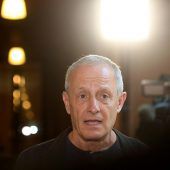 Pilz zeigt Ex-Kanzler an