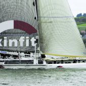 Trippolt segelt um das „Blaue Band“