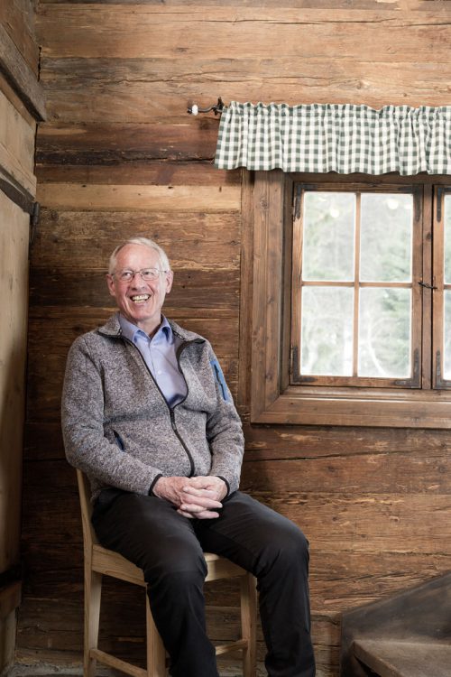 Joe Egle freut sich darauf, künftig nur noch als Vertreter des Pfarrers tätig zu sein. Das gibt ihm Raum für seine Hobbys. Foto: T. Wunderlich