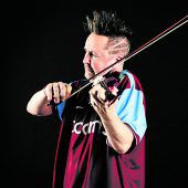 Nigel Kennedy geigt auf