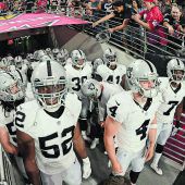 Carr ist der NFL Topverdiener