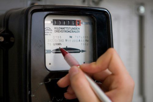 Strom kostet Geld. Wer nicht bezahlt, dem wird er abgedreht.