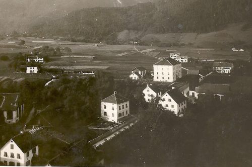 1890