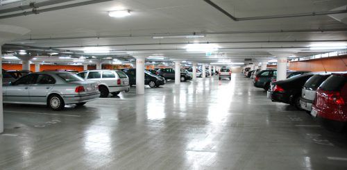 21 Jahre nach der Eröffnung der Stadtstraße wurde die Stadtgarage in Betrieb genommen. Foto: ha