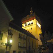 Martinsturm strahlt nun hell erleuchtet