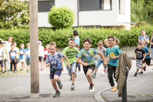 Alle Kinder warfen sich mächtig ins Zeug.  Foto: Nussbaumer