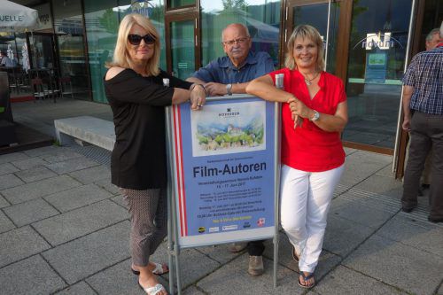 Angelika Frick, Hubert Nachbaur und Ruth Summer vertraten die Klauser Filmschaffenden in Tirol. Foto: BK