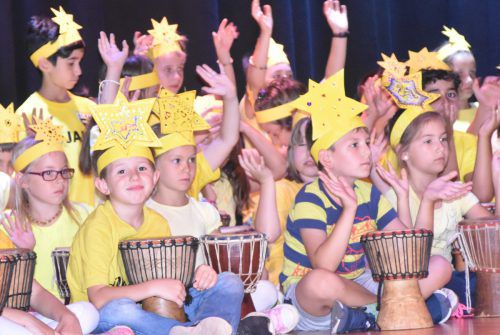 Das afrikanische Märchen „Das Geheimnis der Zaubertrommel“ war Vorlage für die Aufführung.   Foto: loa