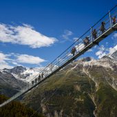 Längste Hängebrücke der Welt in der Schweiz eröffnet