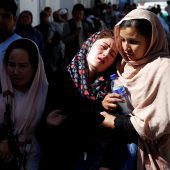 Angriffe der Taliban fordern Dutzende Todesopfer