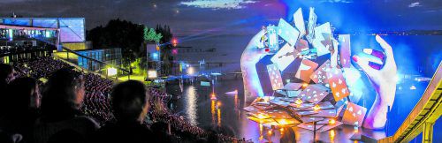Gestern Abend erfolgte auf der Bregenzer Seebühne die zweite Aufführung von „Carmen“ nach einer bei fast durchgehendem Regen stattgefundenen, bejubelten Premiere. Foto: VN/Steurer