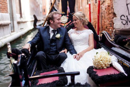 Katharina und Philipp Nitschmann aus Frastanz gaben sich in Venedig das Jawort. Foto: Luca Fazzolari