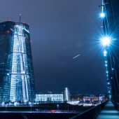 EZB: Zwei Billionen Euro für Anleihen