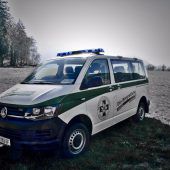 Einsatzfahrzeug wird gesegnet