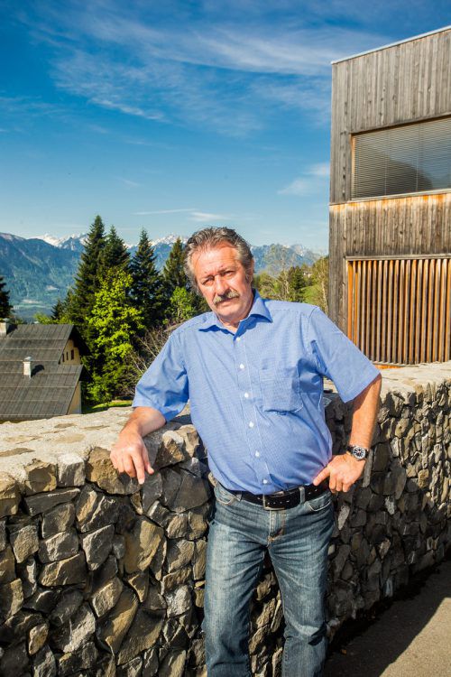 Alwin Müller ist seit über zwei Jahren als Bürgermeister von St. Gerold tätig. Foto: VN/Steurer