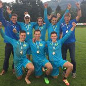 Meisterjubel der Schwarzacher Faustballer