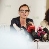 Bildungsministerin will 5000 zusätzliche Lehrer