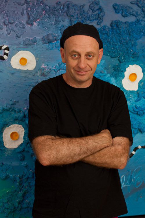 Alf Poier präsentiert kein Kabarettprogramm im herkömmlichen Sinne. alf poier