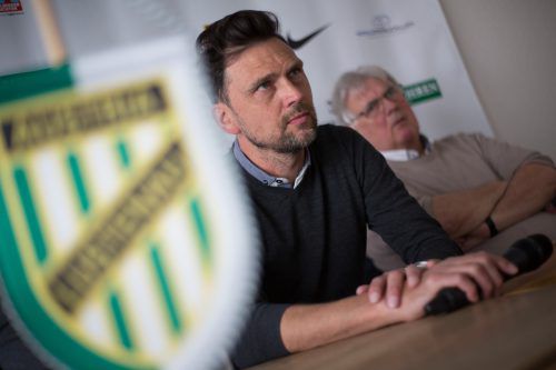 Andreas Lipa (im Bild links mit Hubert Nagel) ist in Lustenau an der „Mission Meistertitel“ zerbrochen. Hartinger