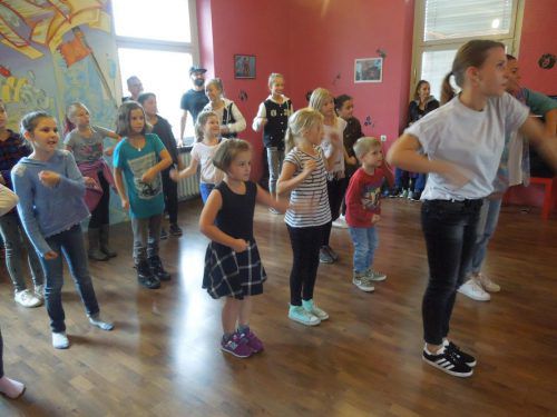 Bei der FRK Dance School steht der Spaß am Tanzen im Vordergrund. cth