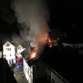 Dachstuhl in Flammen