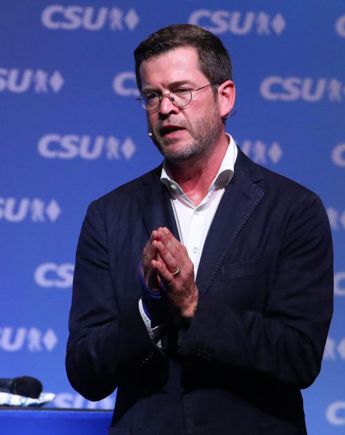 Der ehemalige deutsche Verteidigungsminister erwartet sich komplexe Verhandlungen. reuters