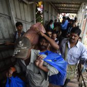 Mindestens 22 Tote bei Massenpanik in Mumbai