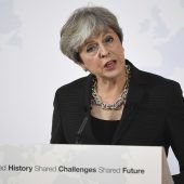 May plädiert für Übergangsphase