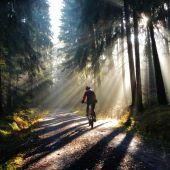 Mountainbiker klagt Bauer
