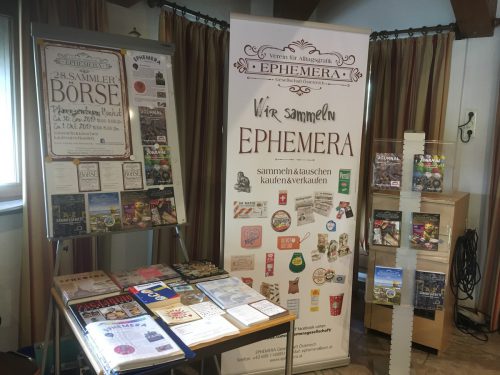 Ephemera, der Verein für Alltagsgrafik, veranstaltet am Samstag und Sonntag in Höchst die traditionelle Herbst-Sammlerbörse. ephemera