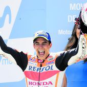 Marquez lacht allein von der Spitze