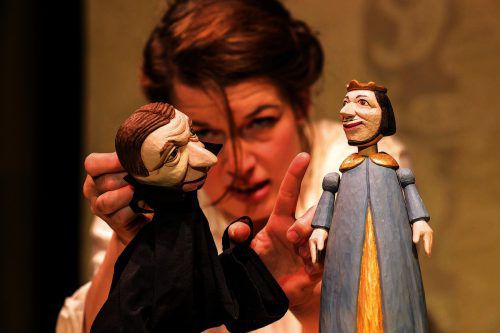 Im Rahmen des Kinder-Sommer-Theaters ist das „Theater Zitadelle Berlin“ in Lindau zu Gast. tzb