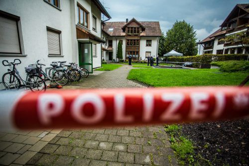 In dieser Hohenemser Wohnanlage kam es Samstagfrüh zu einer unfassbaren Bluttat. VN/Steurer